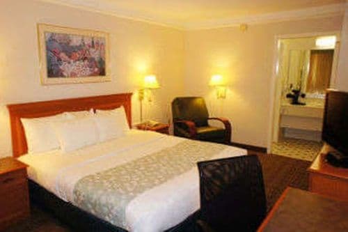 La Quinta Inn Bristol La Quinta Inn Bristol