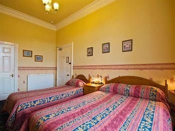 Heriott Park Guest House4