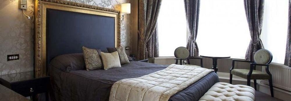 The Grand Hotel0