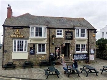 Dolphin Tavern1