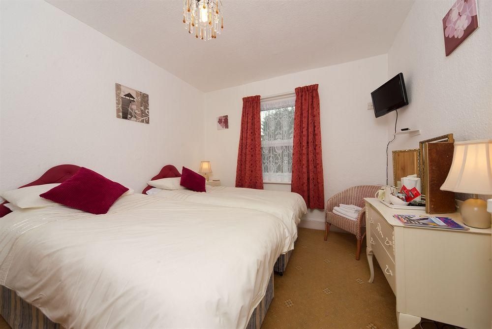 Sandy Bay Guest House2