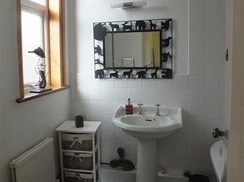 No. 4 B&B3
