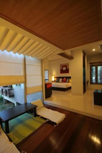 Suite with Living Room