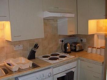Meadowcroft Guest House2