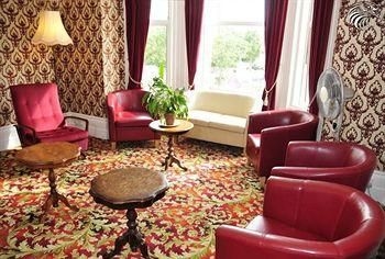 โอโย อีเกิล เฮาส์ โฮเทล (OYO Eagle House Hotel, St Leonards Hastings)1
