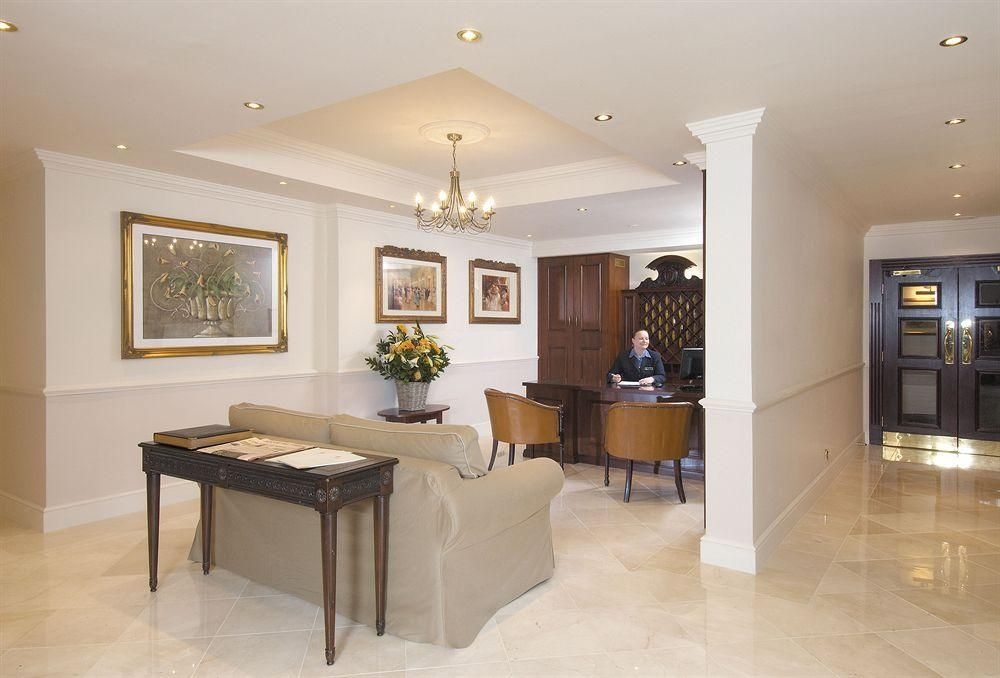 โกรฟฟีลด์ เฮาส์ โฮเทล (Grovefield House Hotel)3