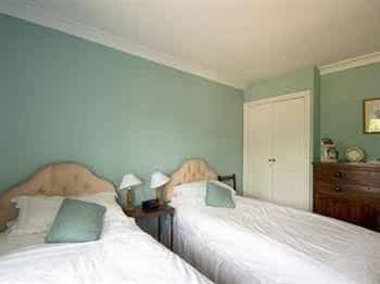Hillcroft Bed & Breakfast Hillcroft Bed & Breakfast