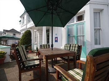 Roseglen Hotel1