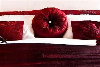 The Arches B&B0