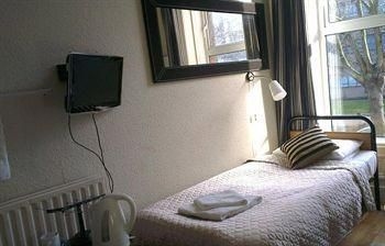 Pearl Court Guesthouse3