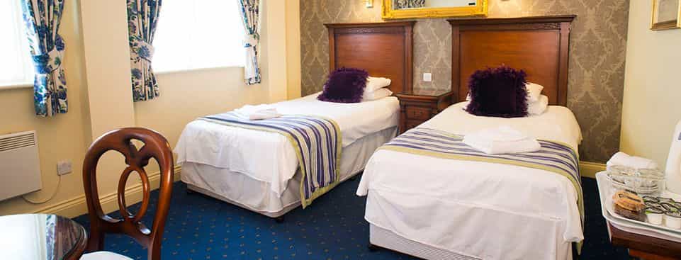 Highdown Hotel & Restaurant Highdown Hotel & Restaurant