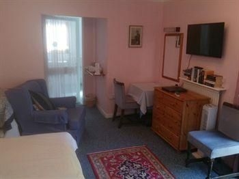 Riverside House B&B2