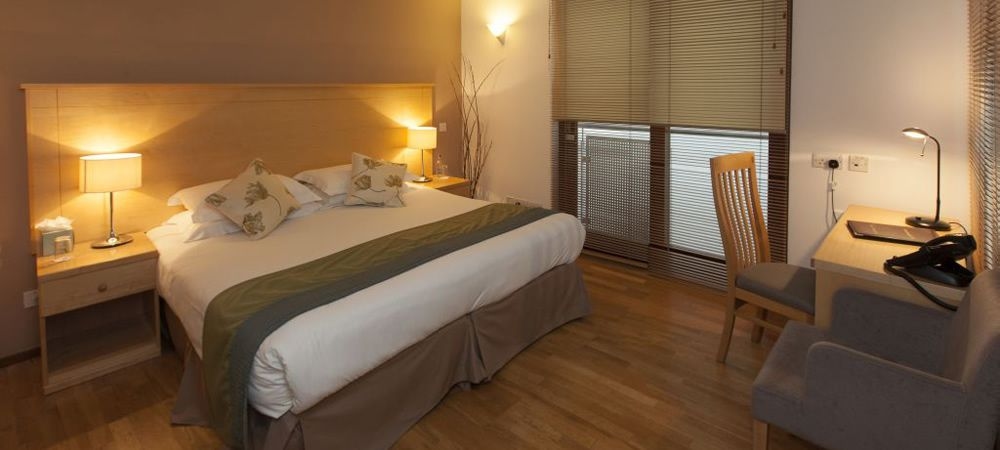 เดอะ กู๊ดอีนัฟ โฮเทล ลอนดอน (The Goodenough Hotel London)3