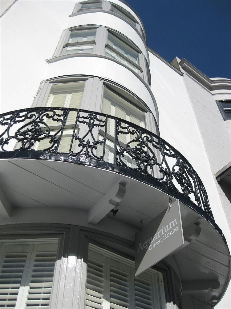 Aquarium Guest House1