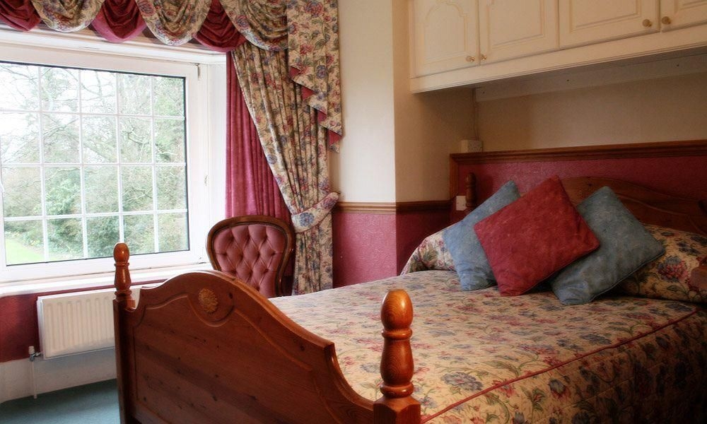 Waterhall Country House1