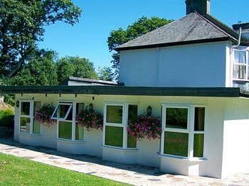 Lanarth Hotel and Caravan Park Lanarth Hotel and Caravan Park