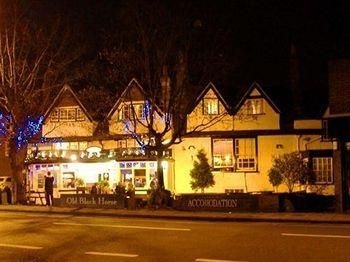 The Old Black Horse - Inn4