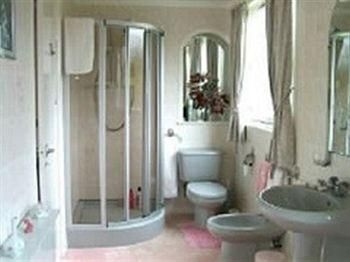 Dalbeattie Guest House1
