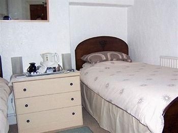 Alexandra Guest House0