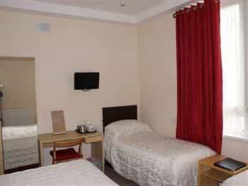 Beachcomber Hotel - Guest House Beachcomber Hotel - Guest House