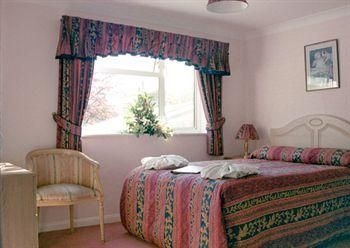 Ardmore House Hotel1