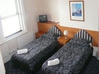 The Lodge2