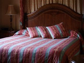 สเลเตอร์ คันทรี อินน์ (Slaters Country Inn)1