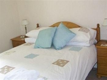 Rosalie Guest House4