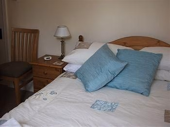Rosalie Guest House2