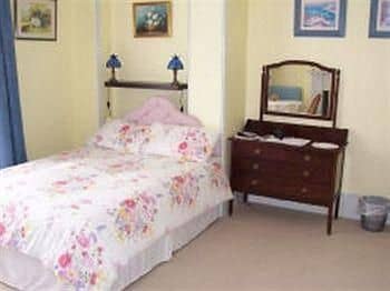 Trafalgar Guest House Trafalgar Guest House