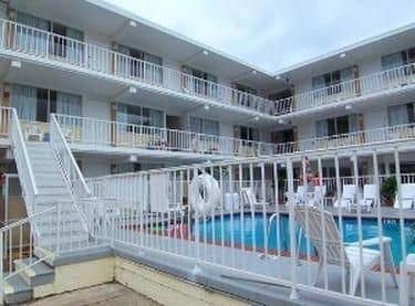 ESPLANADE SUITES ESPLANADE SUITES