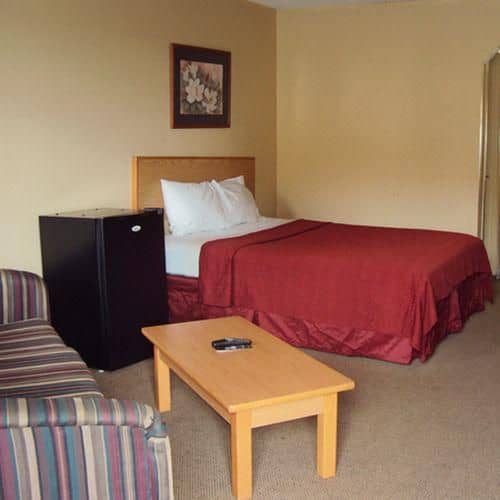 Nights Inn & Suites Nights Inn & Suites
