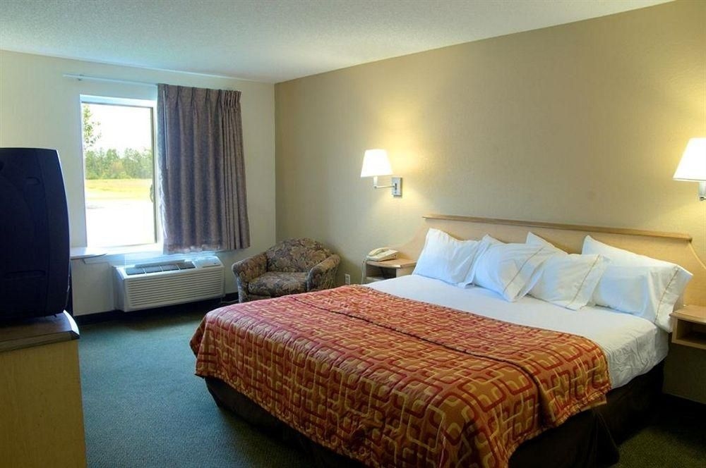 Red Roof Inn Pensacola East - Milton0