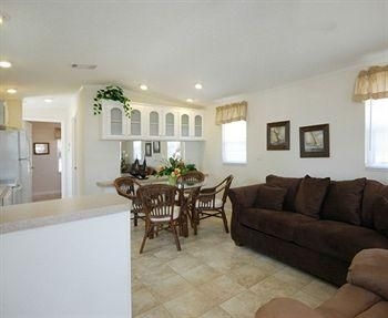 Blueberry Hill RV Resort2