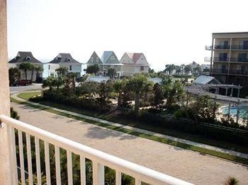 Gulfview Condominiums by Wyndham Vacation Rentals4