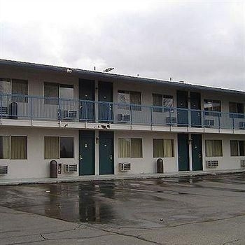 Economy Inn2