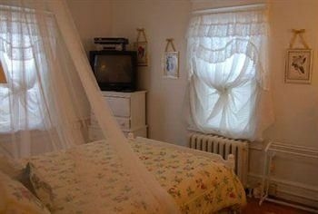 Come Wright Inn Bed & Breakfast3