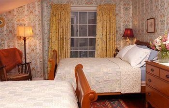 John Morris Manor Bed & Breakfast1