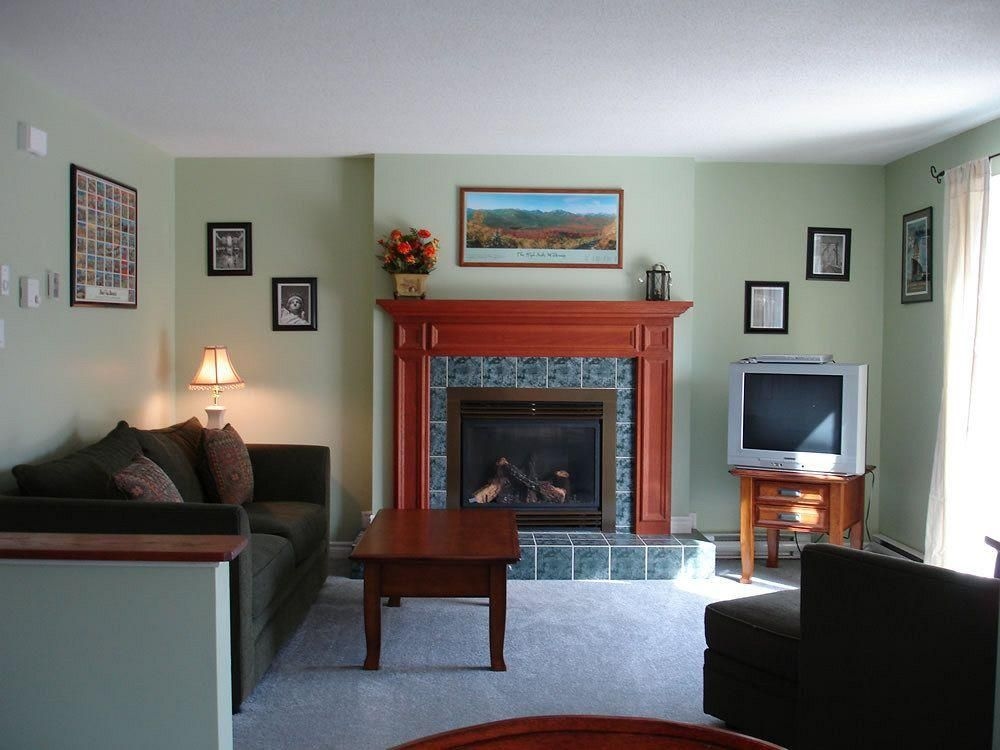 Spruce Lodge Bed & Breakfast & Guest Cottage3