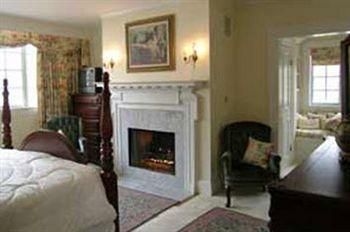 THE CHILTERN INN0