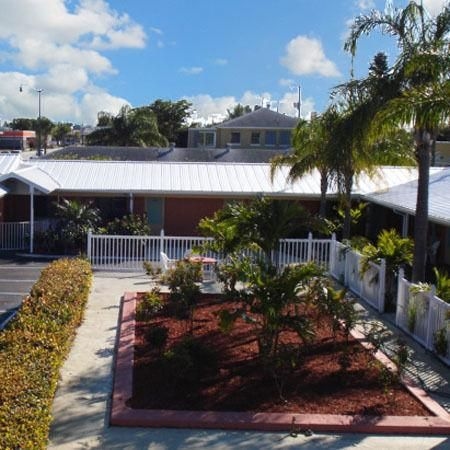 Economy Inn West Palm Beach3