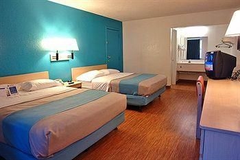 Motel 6 Houston Reliant Park2