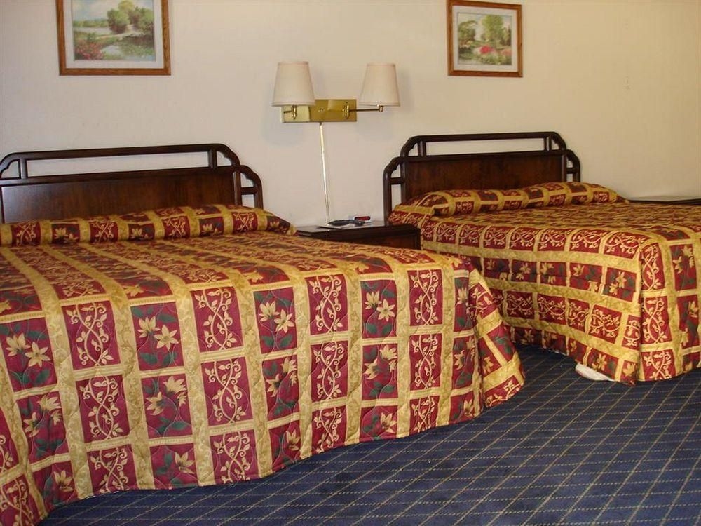 SUPER INN AND SUITES TAHLEQUAH1