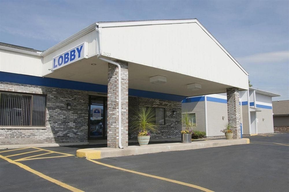 AMERICAS BEST VALUE INN4