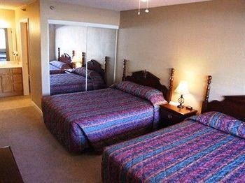 Foxborough Resort3