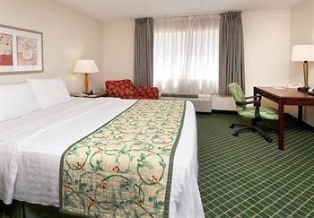 Fairfield Inn by Marriott Orange Park2