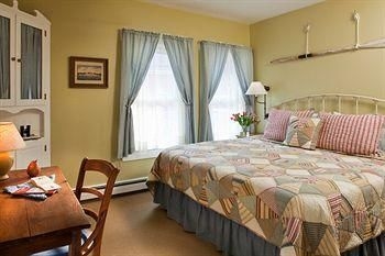 Squam Lake Inn1