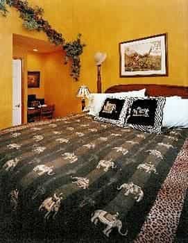 HideAway Country Inn