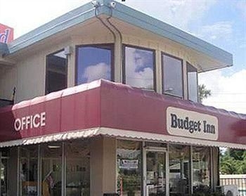 Budget Inn Conway1