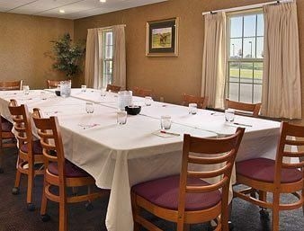 Ramada Shelbyville3